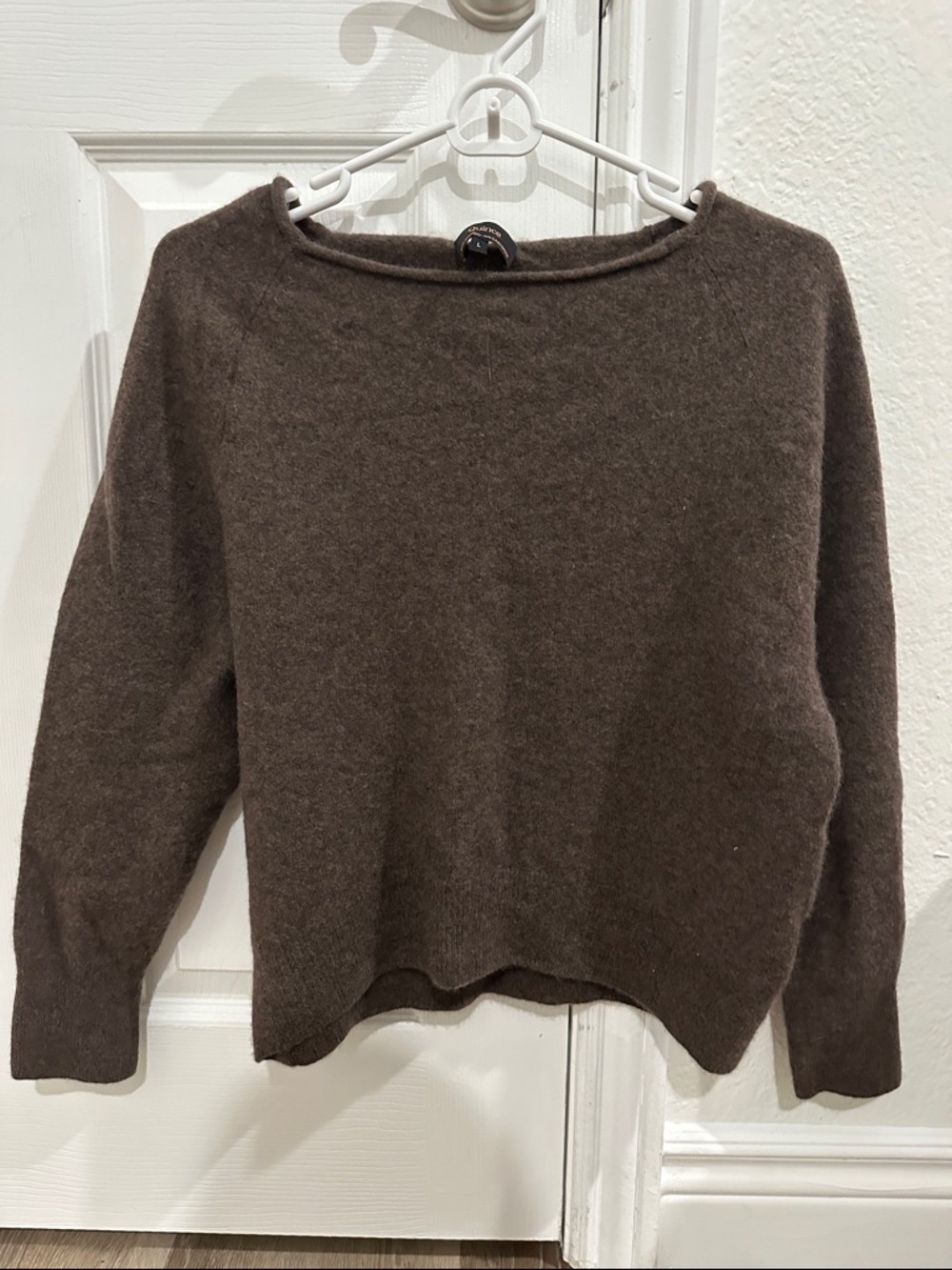 Quince Mongolian Cashmere Boatneck Sweater (fits like a Medium)